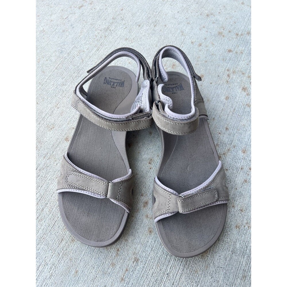 The Walking Company Women's size 9,5 Balboa Sport Sandals Adjst Comfort Fossil
